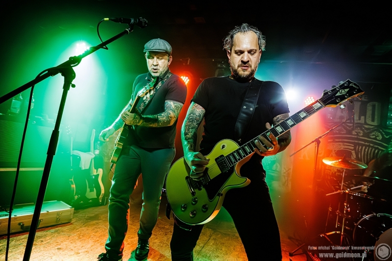 2025-11-09-The-Analogs