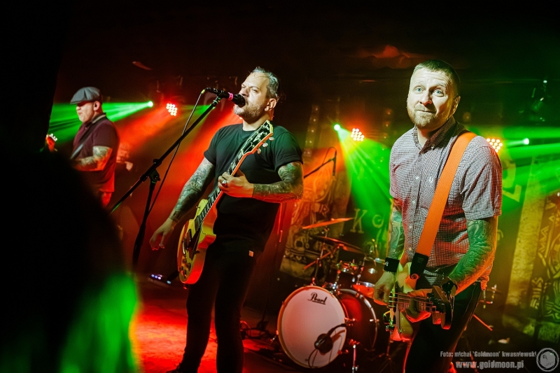 2025-11-09-The-Analogs