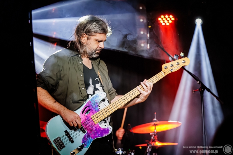 2025-12-03-Kombajn-Do-Zbierania-Kur-Po-Wioskach