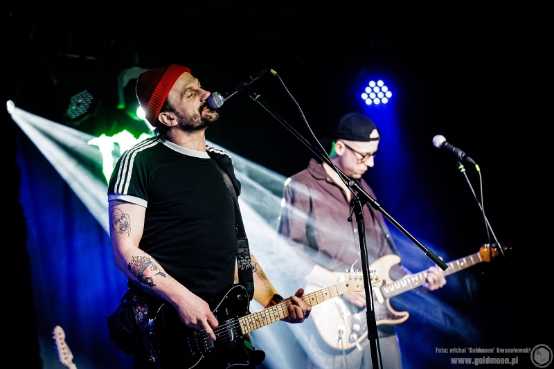 2025-12-03-Kombajn-Do-Zbierania-Kur-Po-Wioskach