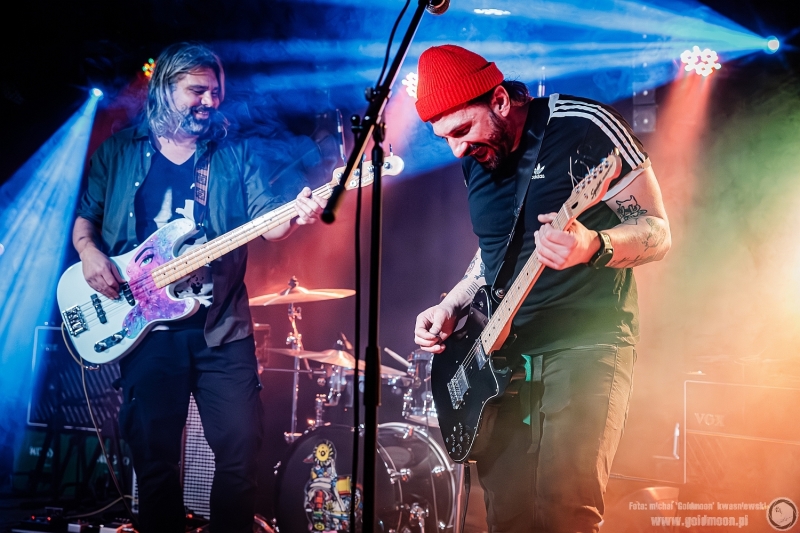 2025-12-03-Kombajn-Do-Zbierania-Kur-Po-Wioskach