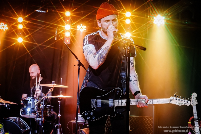 2025-12-03-Kombajn-Do-Zbierania-Kur-Po-Wioskach