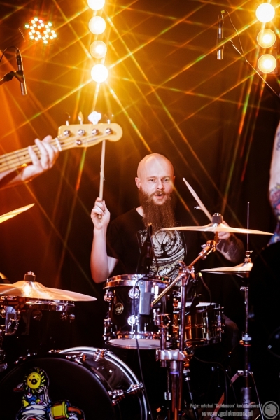 2025-12-03-Kombajn-Do-Zbierania-Kur-Po-Wioskach