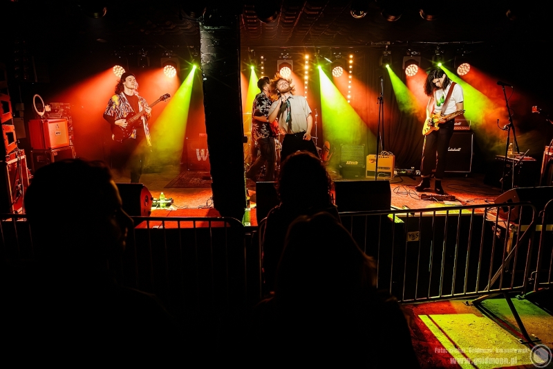 2025-12-19-Świąteczny-Rozpierdol-09-Szkło