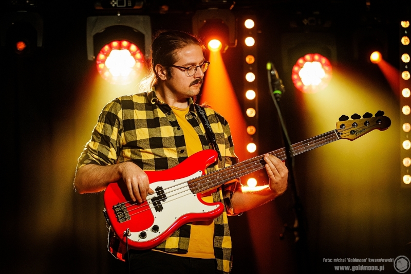 2025-12-19-Świąteczny-Rozpierdol-09-Monika-Fortuniak