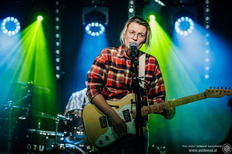 2025-12-19-Świąteczny-Rozpierdol-09-Monika-Fortuniak