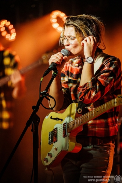 2025-12-19-Świąteczny-Rozpierdol-09-Monika-Fortuniak