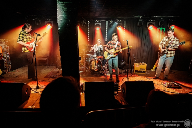 2025-12-19-Świąteczny-Rozpierdol-09-Monika-Fortuniak