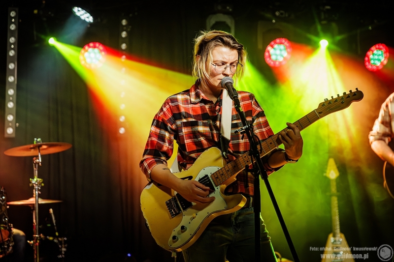 2025-12-19-Świąteczny-Rozpierdol-09-Monika-Fortuniak