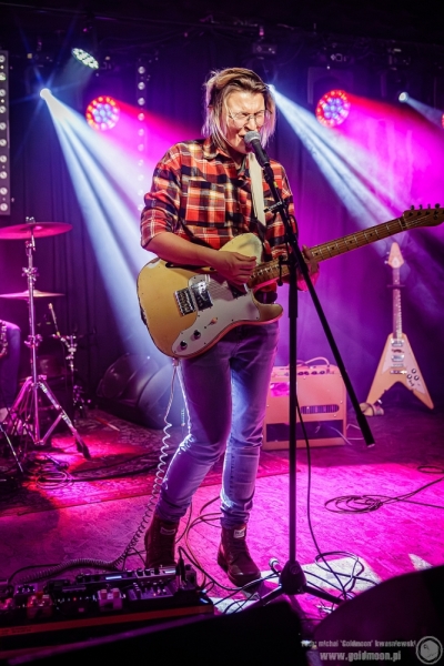 2025-12-19-Świąteczny-Rozpierdol-09-Monika-Fortuniak