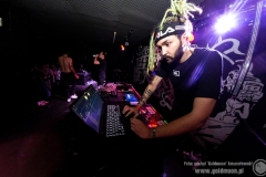 2019.11.15 - White 2115