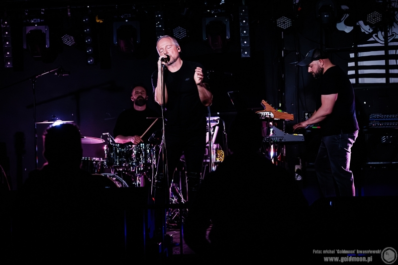 2025-04-06-Glasspop