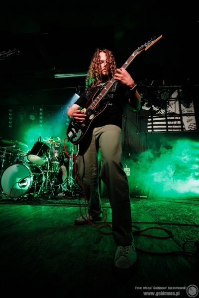 2025-05-11-The-Doomed-Caravan-vol-02-DenseHaze
