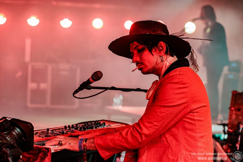 2025-08-02-31-Pol’and’Rock-Palaye-Royale