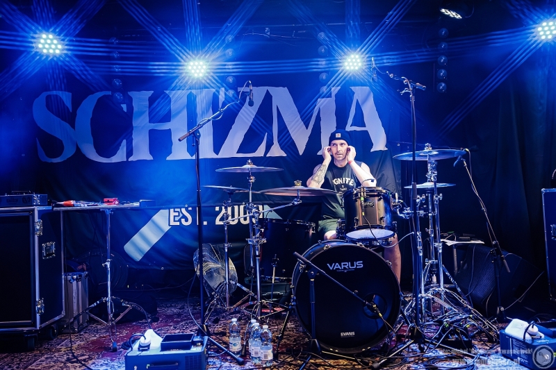 2025-10-04-Schizma