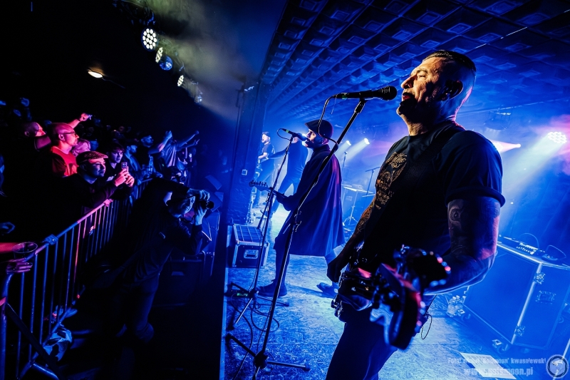 2025-10-04-Booze-&-Glory