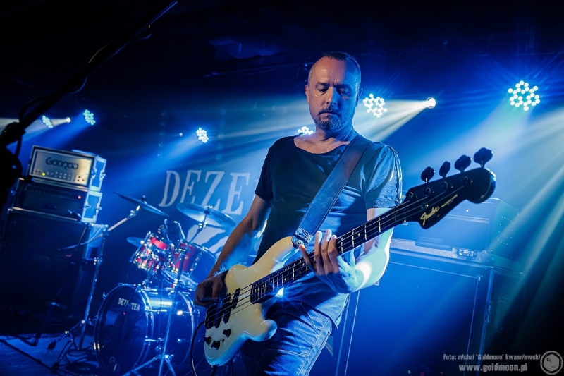 2025-10-11-Dezerter