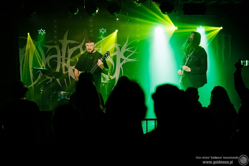 2025-10-24-Strayfires