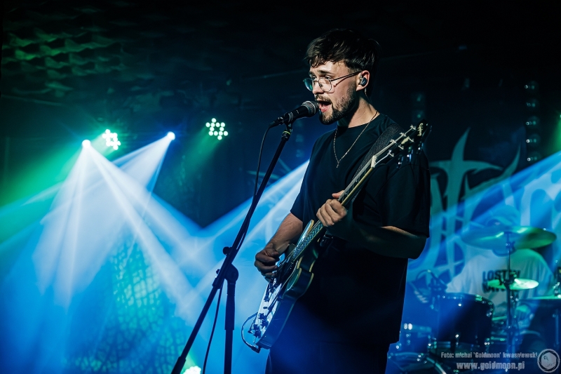 2025-10-24-Strayfires