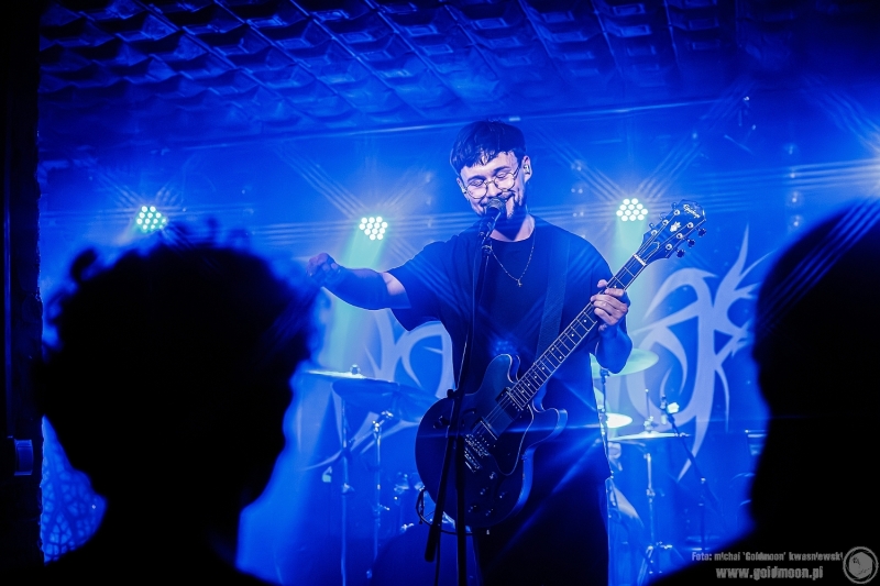 2025-10-24-Strayfires