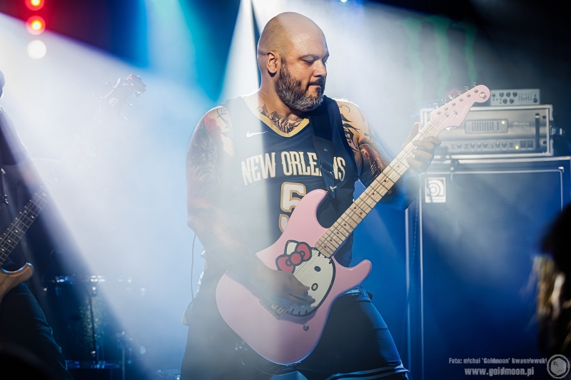 2025-11-08-No-One-Leaves