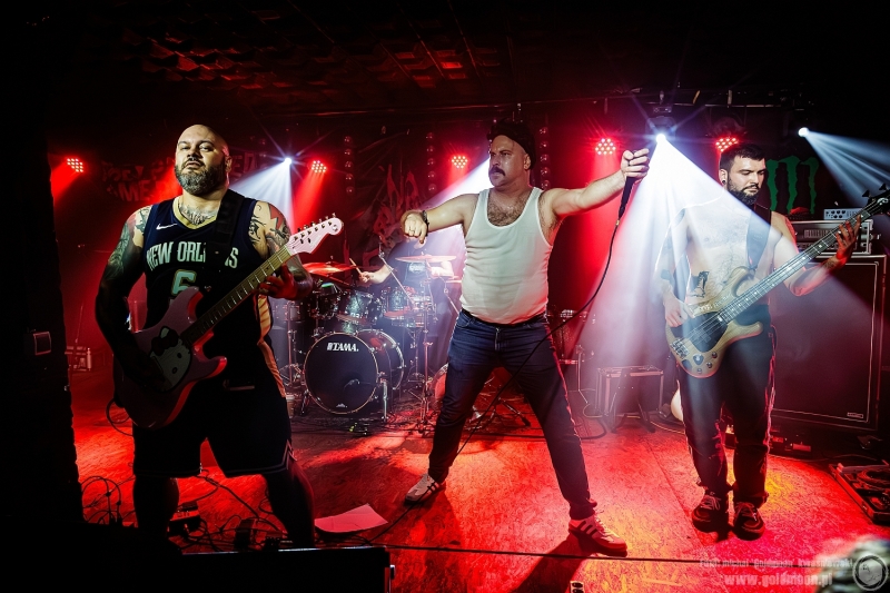 2025-11-08-No-One-Leaves