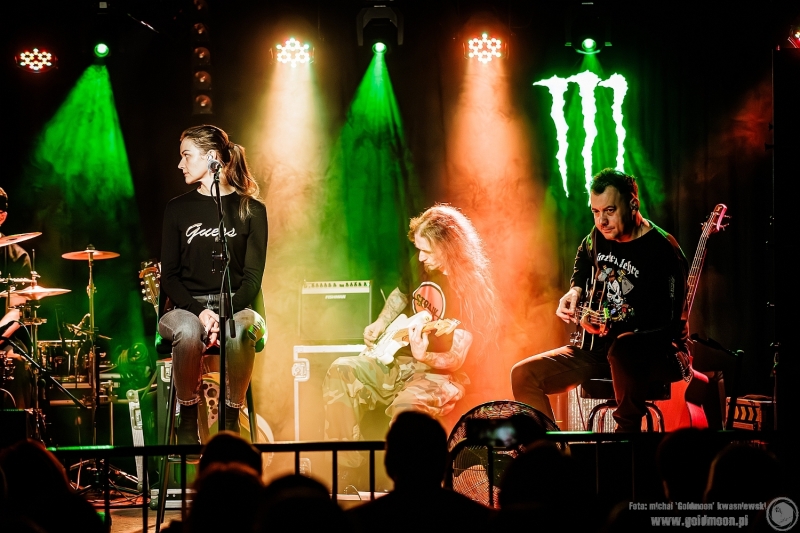 2025-12-06-Farben-Lehre