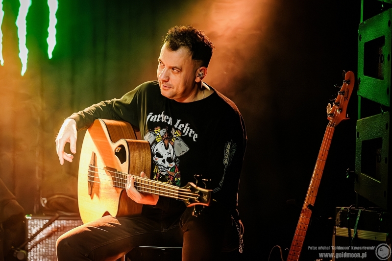 2025-12-06-Farben-Lehre