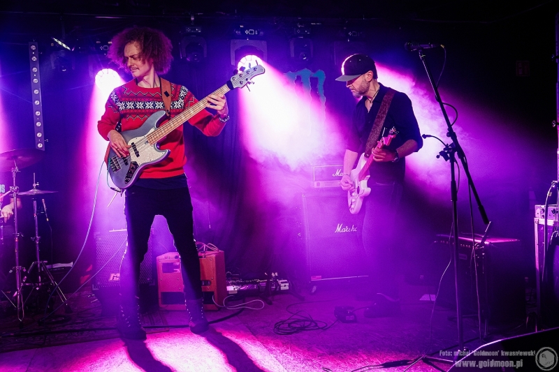 2025-12-19-Świąteczny-Rozpierdol-09-Patrycja-Stasiak-&-Siema-Skarbie