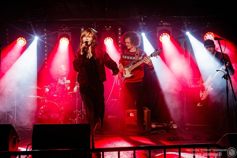 2025-12-19-Świąteczny-Rozpierdol-09-Patrycja-Stasiak-&-Siema-Skarbie