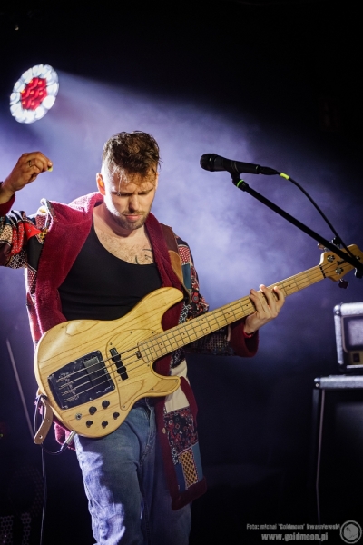 2025-12-19- Świąteczny-Rozpierdol-09-Nerki