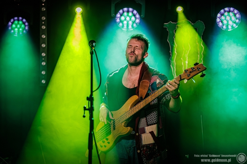 2025-12-19- Świąteczny-Rozpierdol-09-Nerki