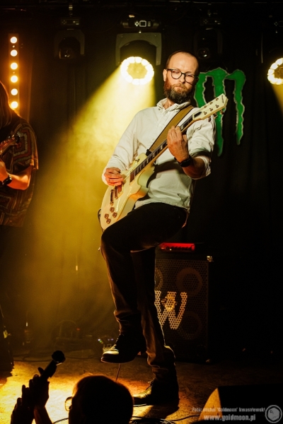 2025-12-19-Świąteczny-Rozpierdol-09-Butelki-Zwrotne