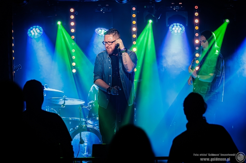 2025-12-19-Świąteczny-Rozpierdol-09-Butelki-Zwrotne