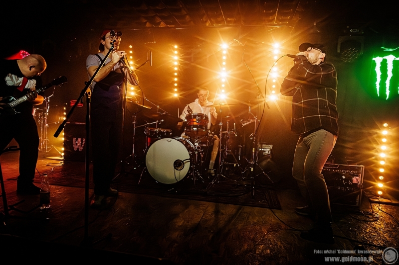 2025-12-20-Świąteczny-Rozpierdol-09-Quattro-Fekalé