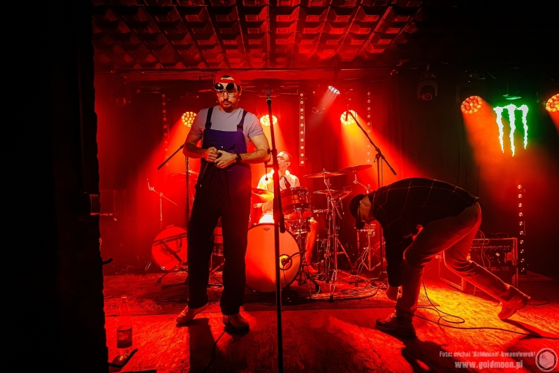 2025-12-20-Świąteczny-Rozpierdol-09-Quattro-Fekalé