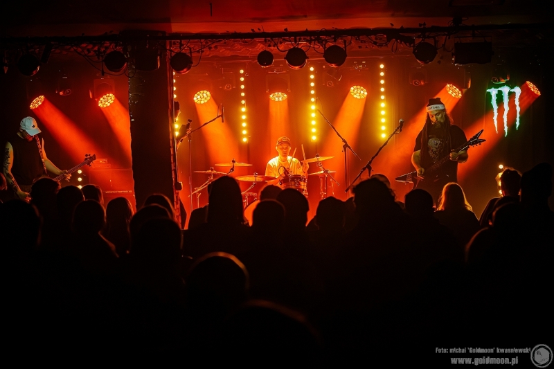 2025-12-20-Świąteczny-Rozpierdol-09-Over-The-Under