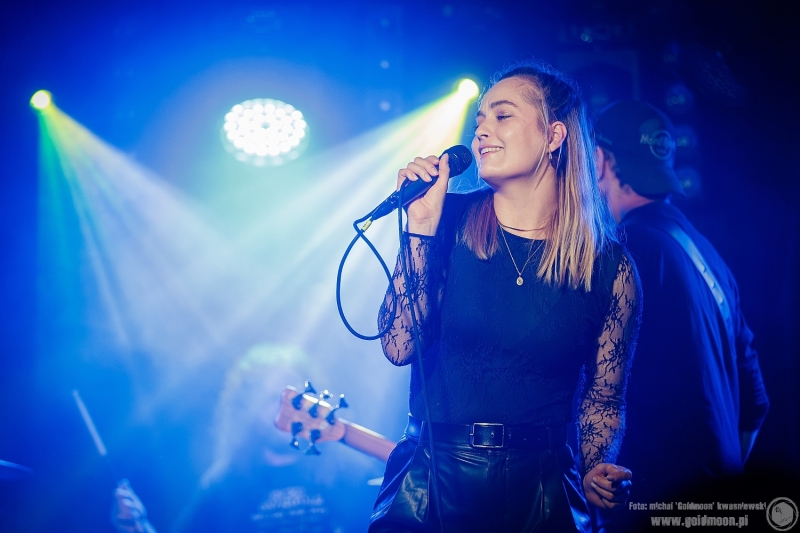 2026-03-01-Bydzia-com-Band