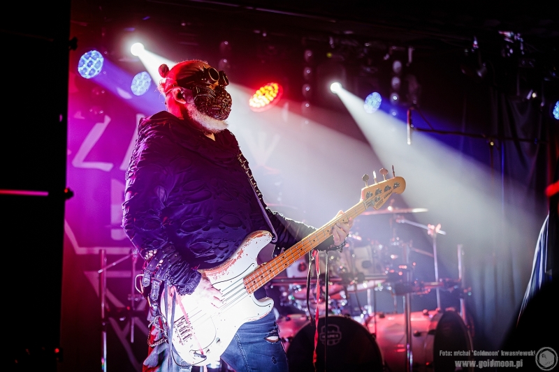 2026-03-06-Czarny-Bez