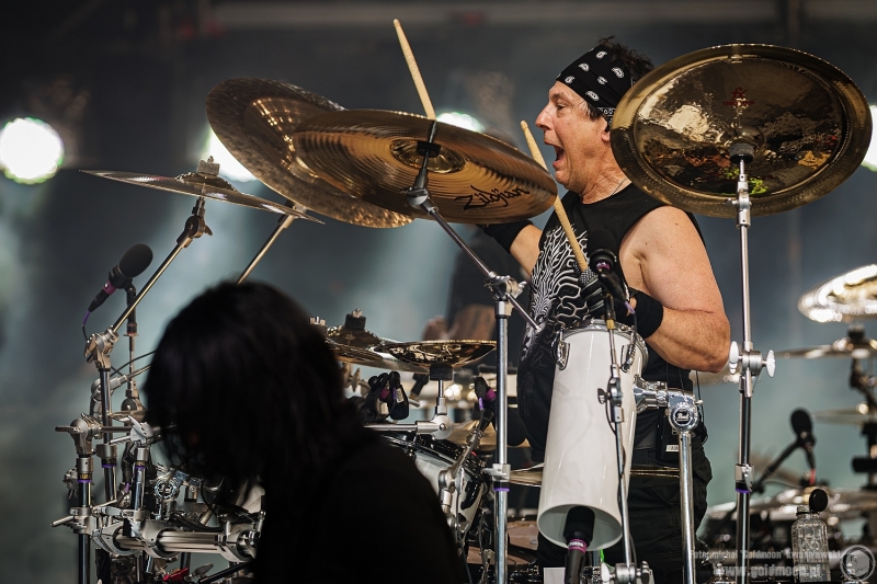 2026-07-30-32-Pol-and-Rock-Godsmack