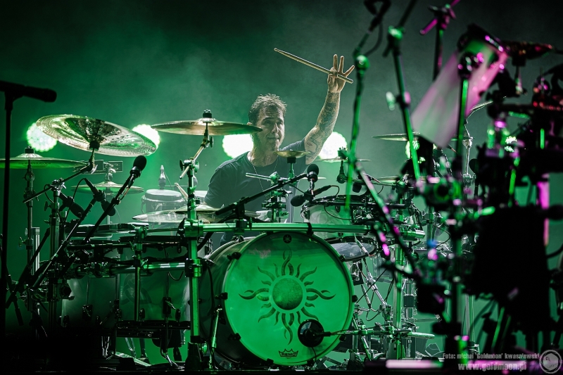 2026-07-30-32-Pol-and-Rock-Godsmack