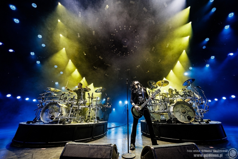 2026-07-30-32-Pol-and-Rock-Godsmack