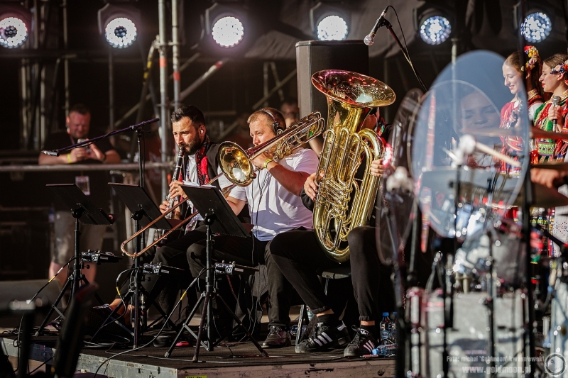 2026-07-30-32-Pol-and-Rock-LUC-&-Rebel-Babel-Orchestra