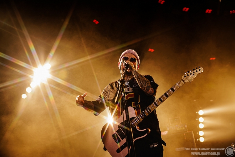 2026-07-31-32-Pol-and-Rock-P.O.D.