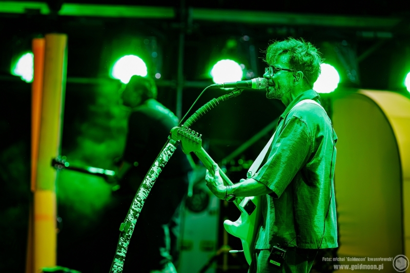 2026-08-01-32-Pol-and-Rock-Happysad