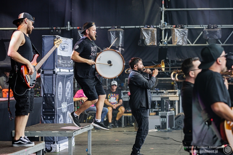 2026-08-01-32-Pol-and-Rock-Orkiestra-Heľenine-Oči