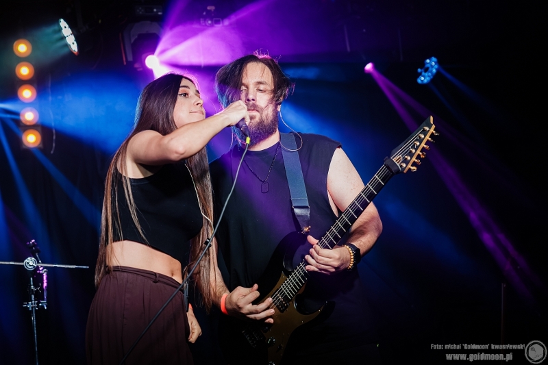 2026-08-14-Każdy-Gra-Inaczej-Koncert-charytatywny-Scarlett-Light
