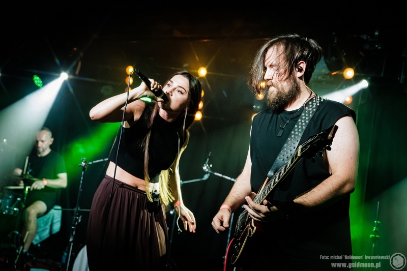 2026-08-14-Każdy-Gra-Inaczej-Koncert-charytatywny-Scarlett-Light