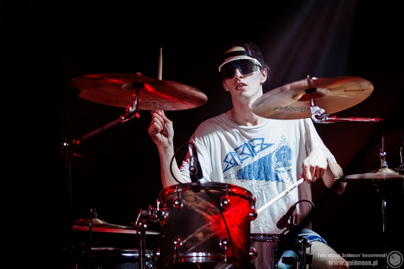 2026-08-14-Każdy-Gra-Inaczej-Koncert-charytatywny-Kamień-do-ogórków