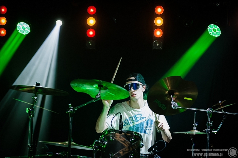 2026-08-14-Każdy-Gra-Inaczej-Koncert-charytatywny-Kamień-do-ogórków